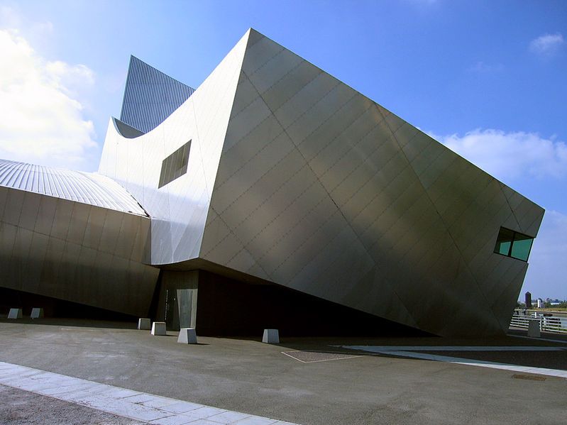 Imperial War Museum North in Trafford, Greater Manchester. 2002, designed by Daniel Lbeskind.