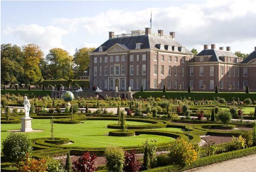 Gardens at Het Loo Palace (the Netherlands), 1689 A.D.